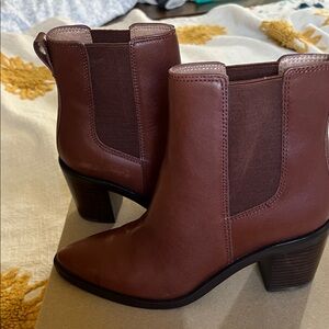 Madewell Chestnut Leather Ankle Booties